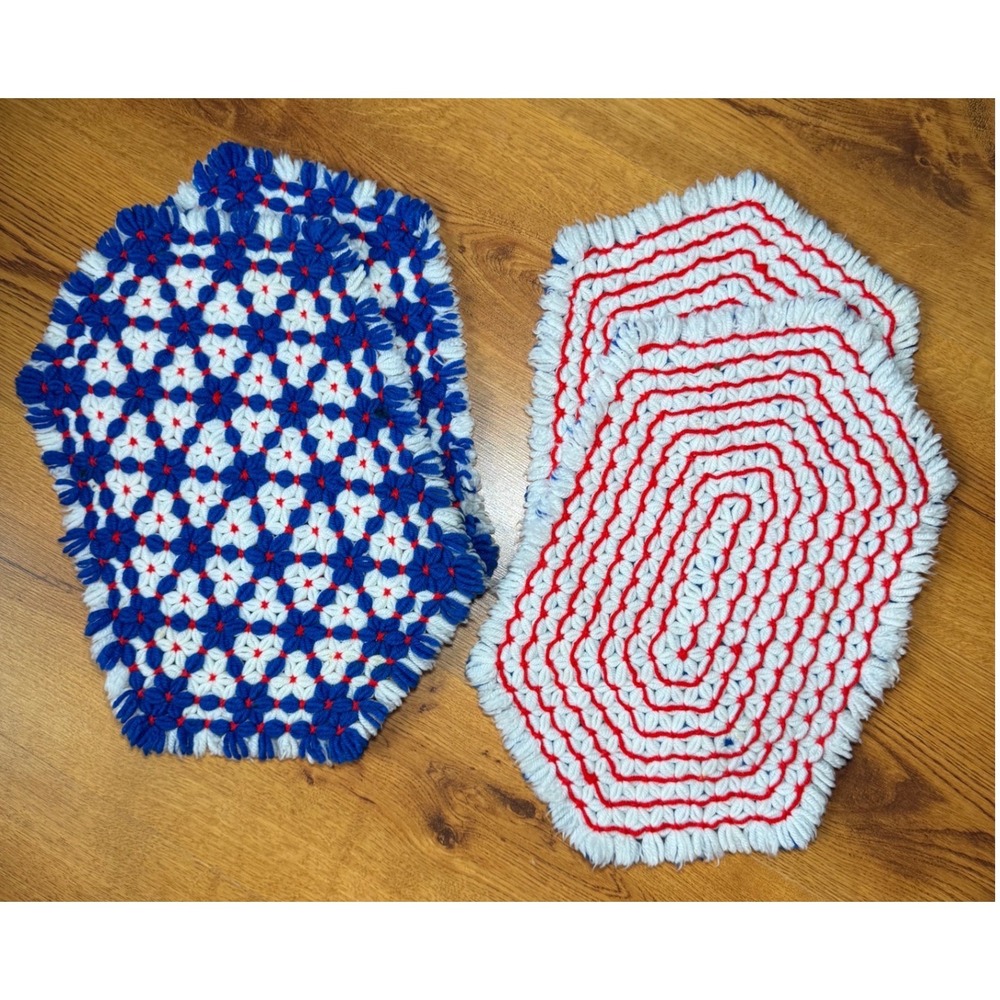 Vintage Handmade Crochet Loom Knit Placemats Blue Red White Geometric Patriotic‎